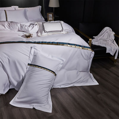 Casa personalizada 100% de algodón satinado Larga franja de los años 60 bordado blanco de aire acondicionado lujoso Set de cubierta de edredón