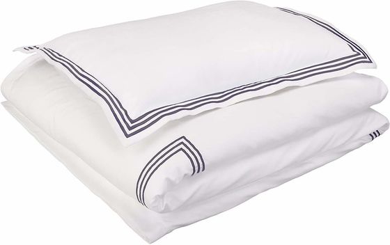 128x68 Densidad de tejido bordado Blanco Consolador Conjuntos de manta para ropa de cama de hotel