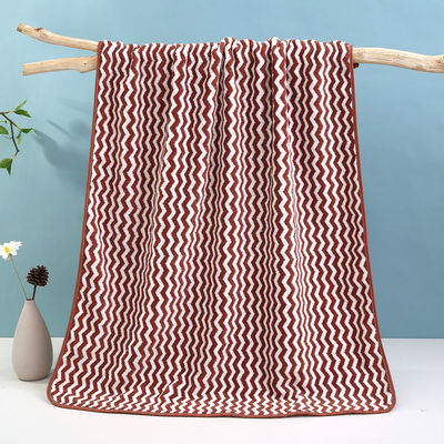 70 * 140cm Unisex Toallas de baño de secado rápido Conjunto internacional de patrón floral suave sin lino