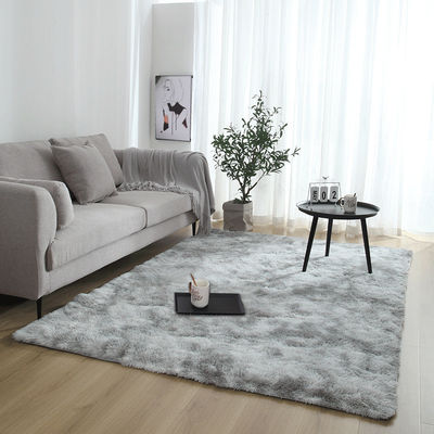 Fabricado con 450g de poliéster para su decoración