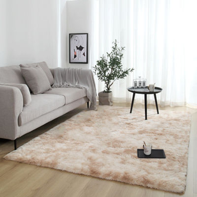 Fabricado con 450g de poliéster para su decoración