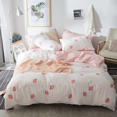 100% de algodón Set de cubierta de edredón Kawaii Fresa cubierta para cuna de bebé en el dormitorio