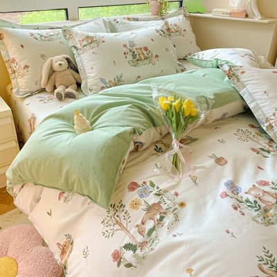 Set de cama de cuatro piezas de bodas, ropa de cama, edredón, colcha, dibujos animados, cama de algodón, sábanas de lujo.