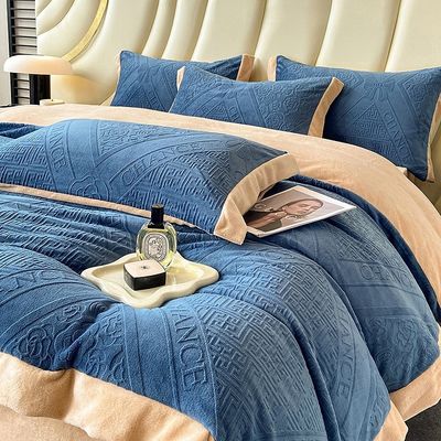 230g de leche tallada de terciopelo ropa de cama de invierno conjunto de patrón sólido 4 pcs para King Size Comforter