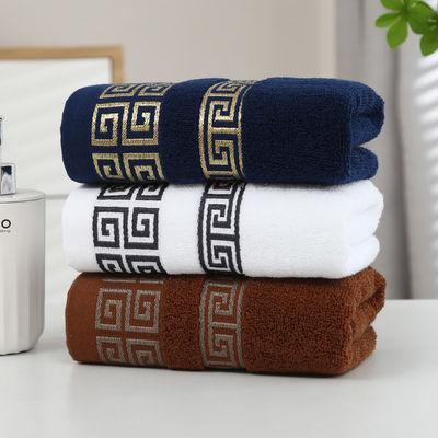 Logotipo personalizado Seco rápido Tejido de algodón 100% Hotel Toallita de baño Conjunto para la ocasión Navidad