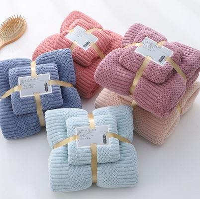 Microfibra personalizada Seca rápida Plush Coral Fleece Toallas suaves Set de toallas de baño de hotel 250gm