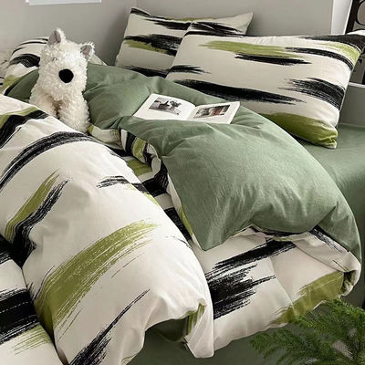 Moda sencilla Tamaño personalizado Set de ropa de cama floral 2-2.5 kg Peso Planta Diseño floral