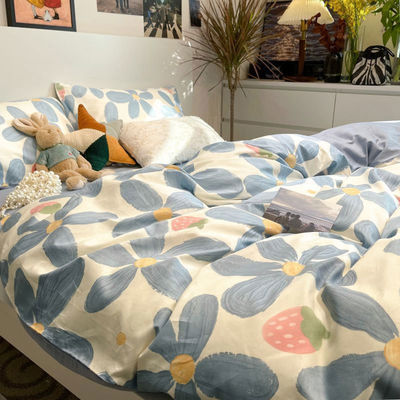 Moda sencilla Tamaño personalizado Set de ropa de cama floral 2-2.5 kg Peso Planta Diseño floral