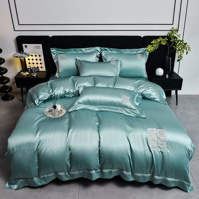 Estilo sencillo personalizado lujoso diseño de ropa de cama bordada con tamaño personalizado