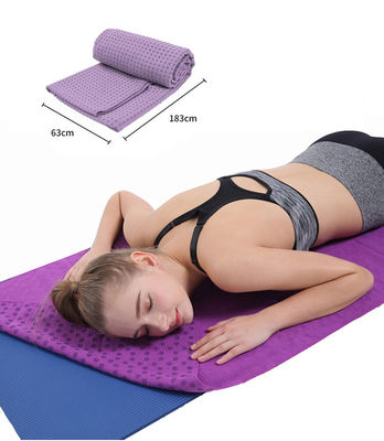 Toalla de yoga caliente antideslizante con puntos de silicona Diseños de impresión ecológicos y personalizados