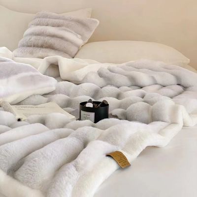 Excelente flanel gris cálido para todas las estaciones Ultra suave peluche gruesa mantas peludas para el sofá