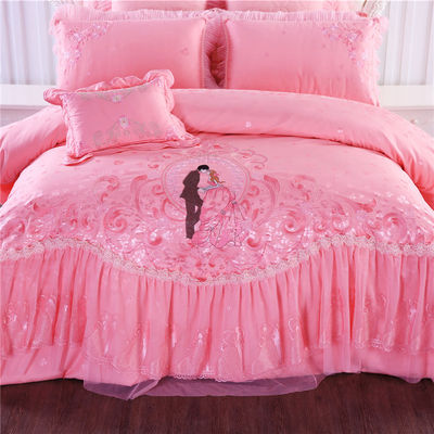 Cuatro piezas de ropa de cama de boda de lujo con edredón impreso y 100% de algodón