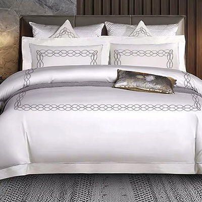 4 piezas de lujo diseños de ropa de cama impresa conjunto de ropa de cama de boda Tipo de la boda Kit de cuatro piezas