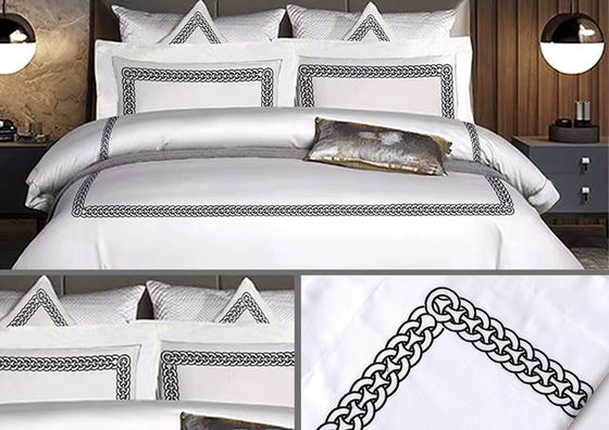 4 piezas de lujo diseños de ropa de cama impresa conjunto de ropa de cama de boda Tipo de la boda Kit de cuatro piezas