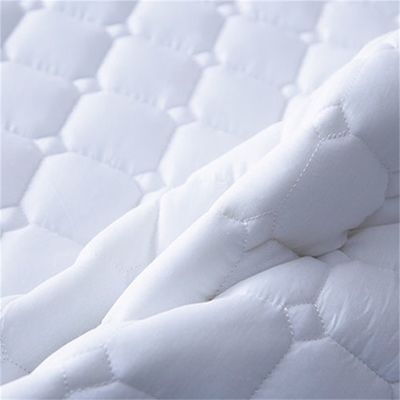 Protector de colchón antideslizante para hoteles de diseño simple y de moda Lavable en máquina
