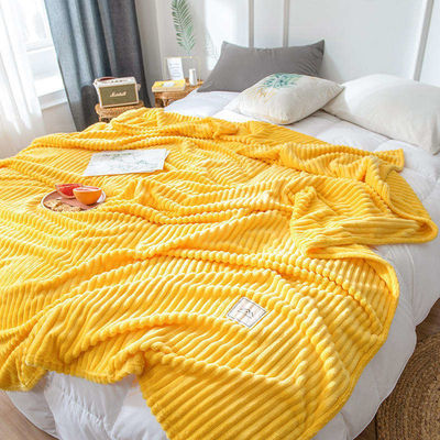 Cubierta de lanzamiento de lana de coral verde de toda la temporada para la siesta de la oficina Sí Color sólido personalizado