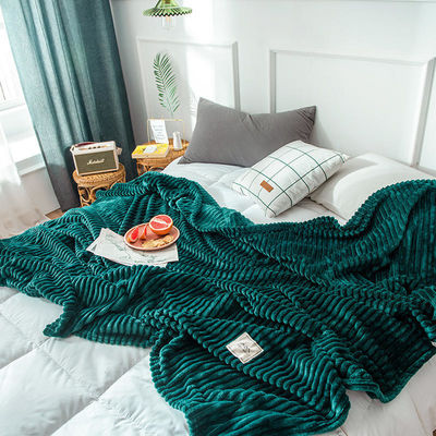 Cubierta de lanzamiento de lana de coral verde de toda la temporada para la siesta de la oficina Sí Color sólido personalizado