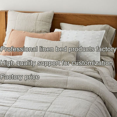 Un conjunto de ropa de cama 100% de lino francés para una experiencia de sueño acogedora y lujosa