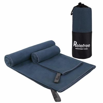 Toalla de viaje de deportes superabsorbente ligera y de tejido personalizada con bolsa de mano