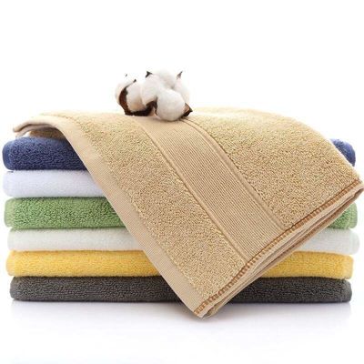 Experimenta una comodidad inigualable con nuestro conjunto de toallas de baño de algodón 100% suave y absorbente