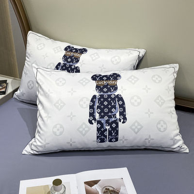 Cuarto de cama de la cama del oso blanco conjunto de ropa de cama para el hogar del bebé del hotel hecha de tejido de poliéster 100%