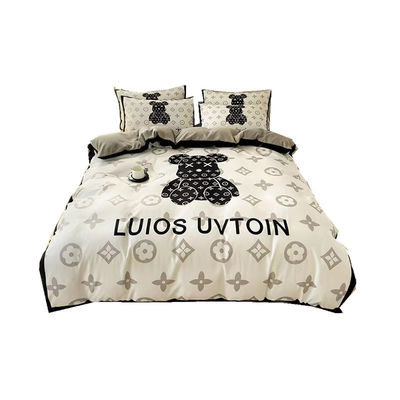 Color personalizado 4pcs 100% poliéster Blanco Lámina de Oso Conjunto para Hotel Baby Home